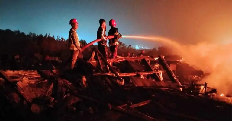 মাতারবাড়ি বিদ্যুৎকেন্দ্রের আগুন